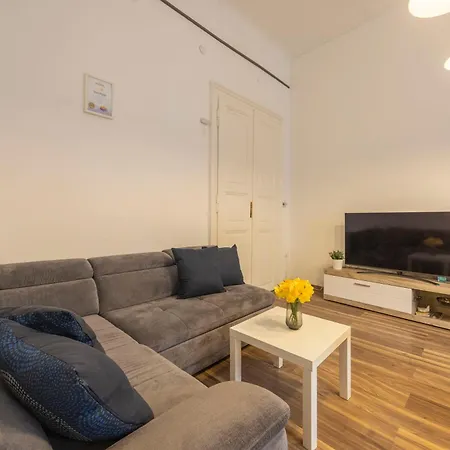 شقة T29 Apartment