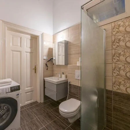 شقة T29 Apartment بودابست