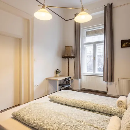 T29 Apartment