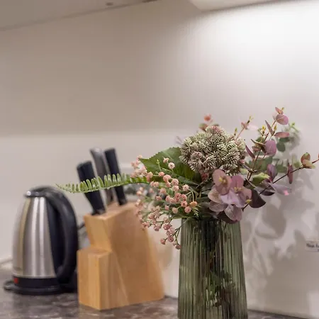 T29 Apartment *